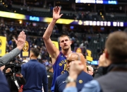 开云sport-步行者队进攻陷入低潮主场负于老鹰的简单介绍