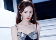 开云体育官网-皇马制霸喀麦隆，黄喜灿惊艳四座，当足球全球化写下新注脚