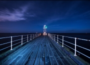 开云体育app-跨越运动界限的冠军DNA，当阿拉巴在NBA季后赛之夜闪耀