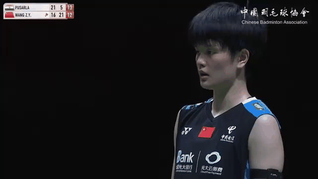 包含马来西亚羽毛球队力克中国羽毛球队，辛杜关键制胜的词条