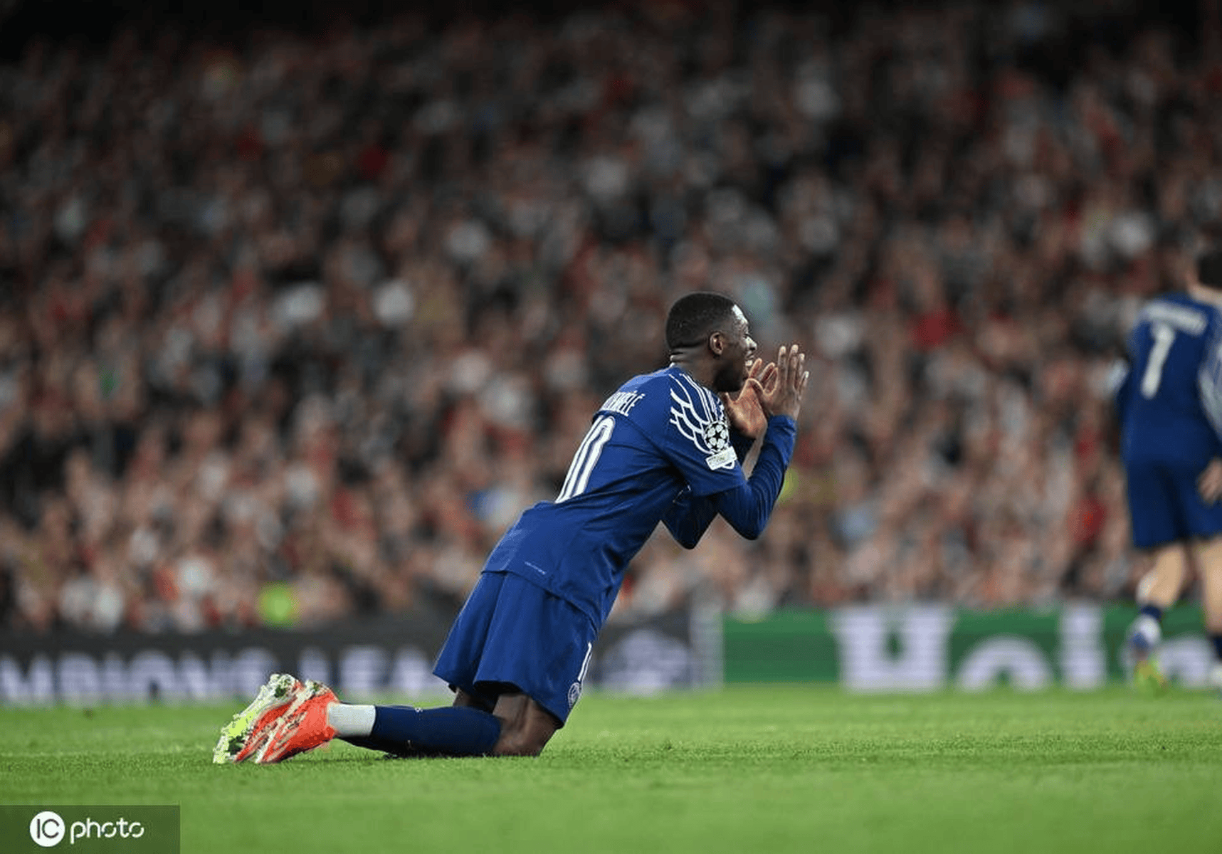 巴黎圣日耳曼小胜,进一步巩固领先地位的简单介绍 巴黎圣日耳曼小胜,进一步巩固领先地位的简单介绍