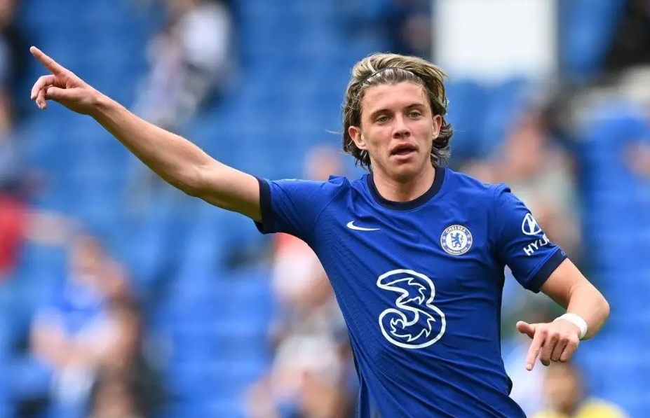 红酒队在争霸赛中胜出，锁定升级资格