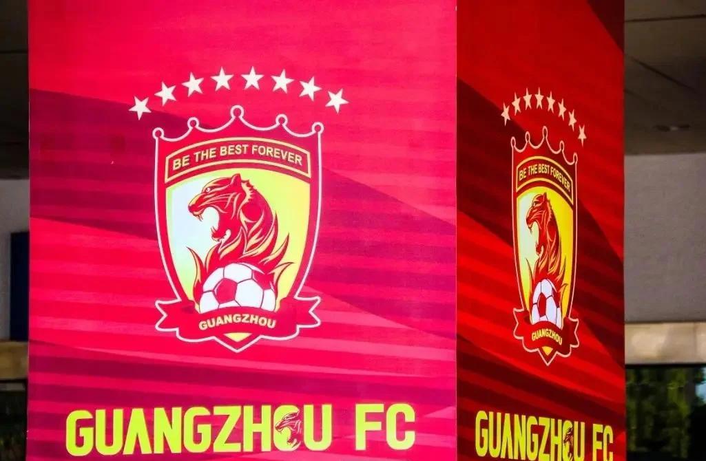 上海申花主场战平广州恒大,保持不败的简单介绍 上海申花主场战平广州恒大,保持不败的简单介绍