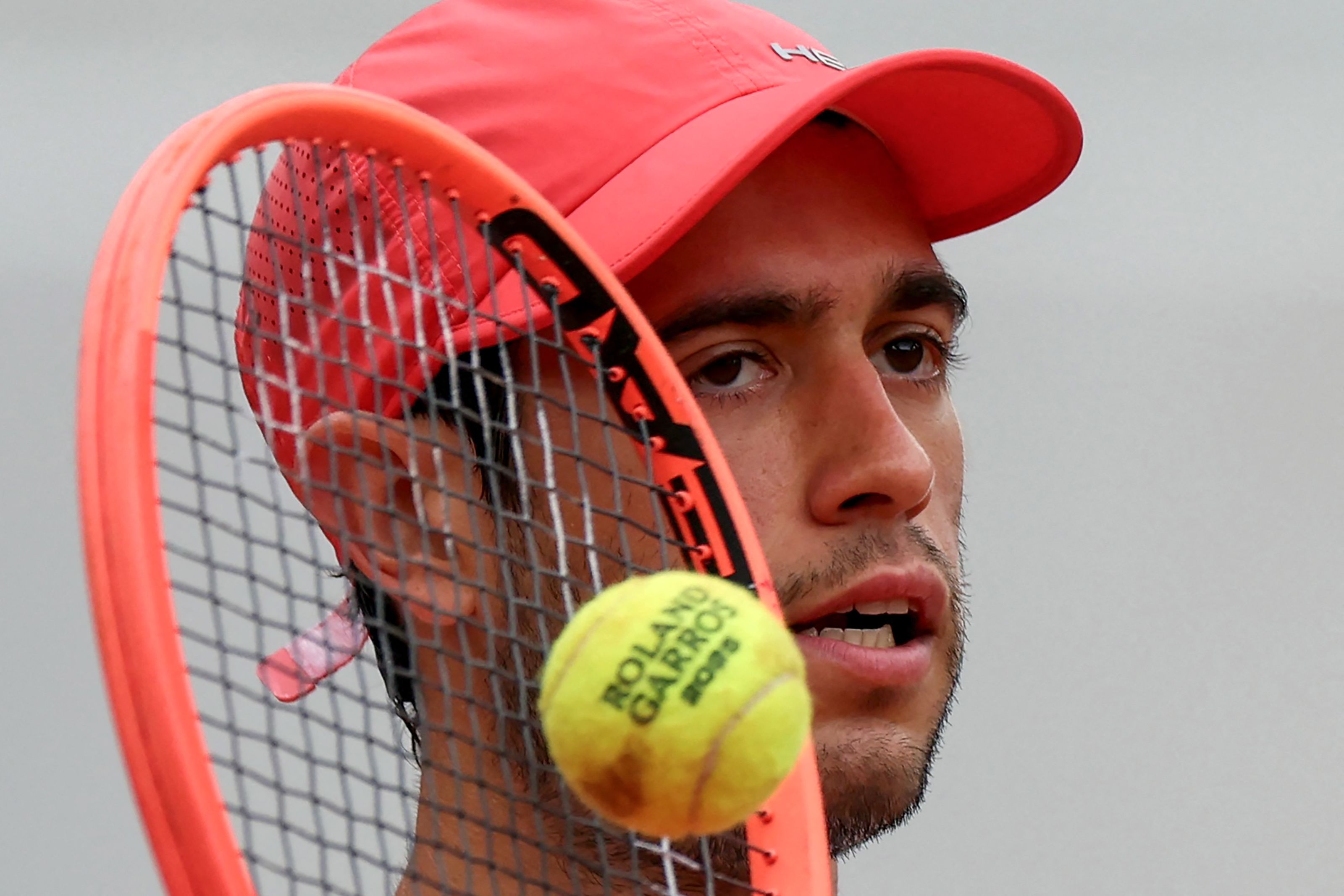 包含法网碾压蒙特卡洛大师赛，鲁德状态火热的词条