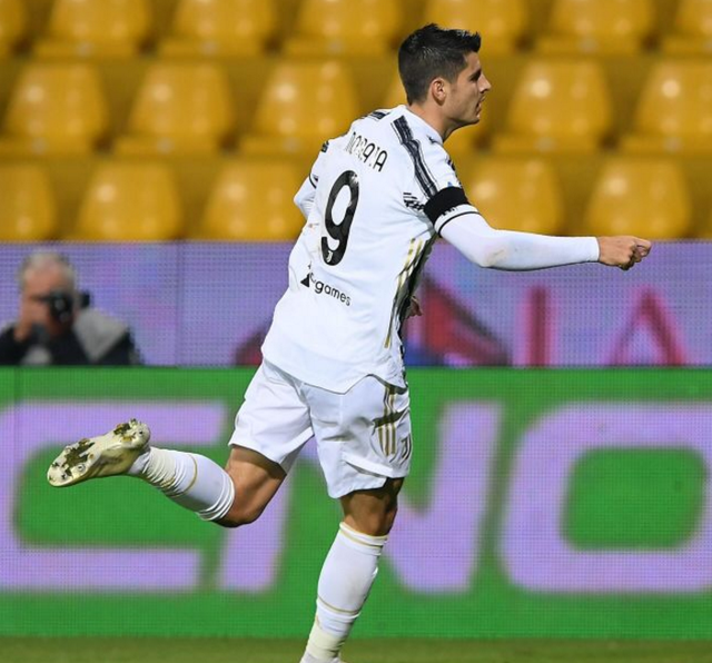 尤文图斯客场告捷,扭转不利局势晋级 尤文图斯客场告捷,扭转不利局势晋级