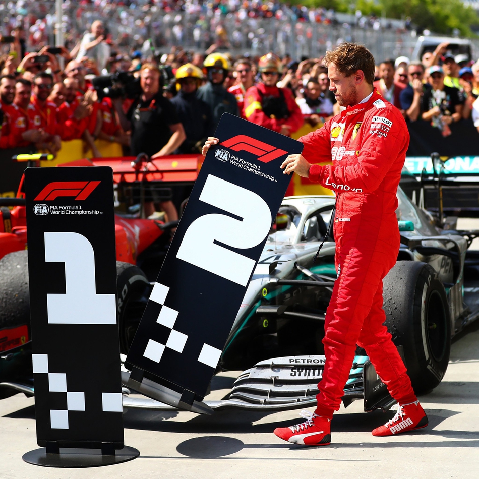 威廉姆斯碾压红牛车队,汉密尔顿高光表现 威廉姆斯碾压红牛车队,汉密尔顿高光表现