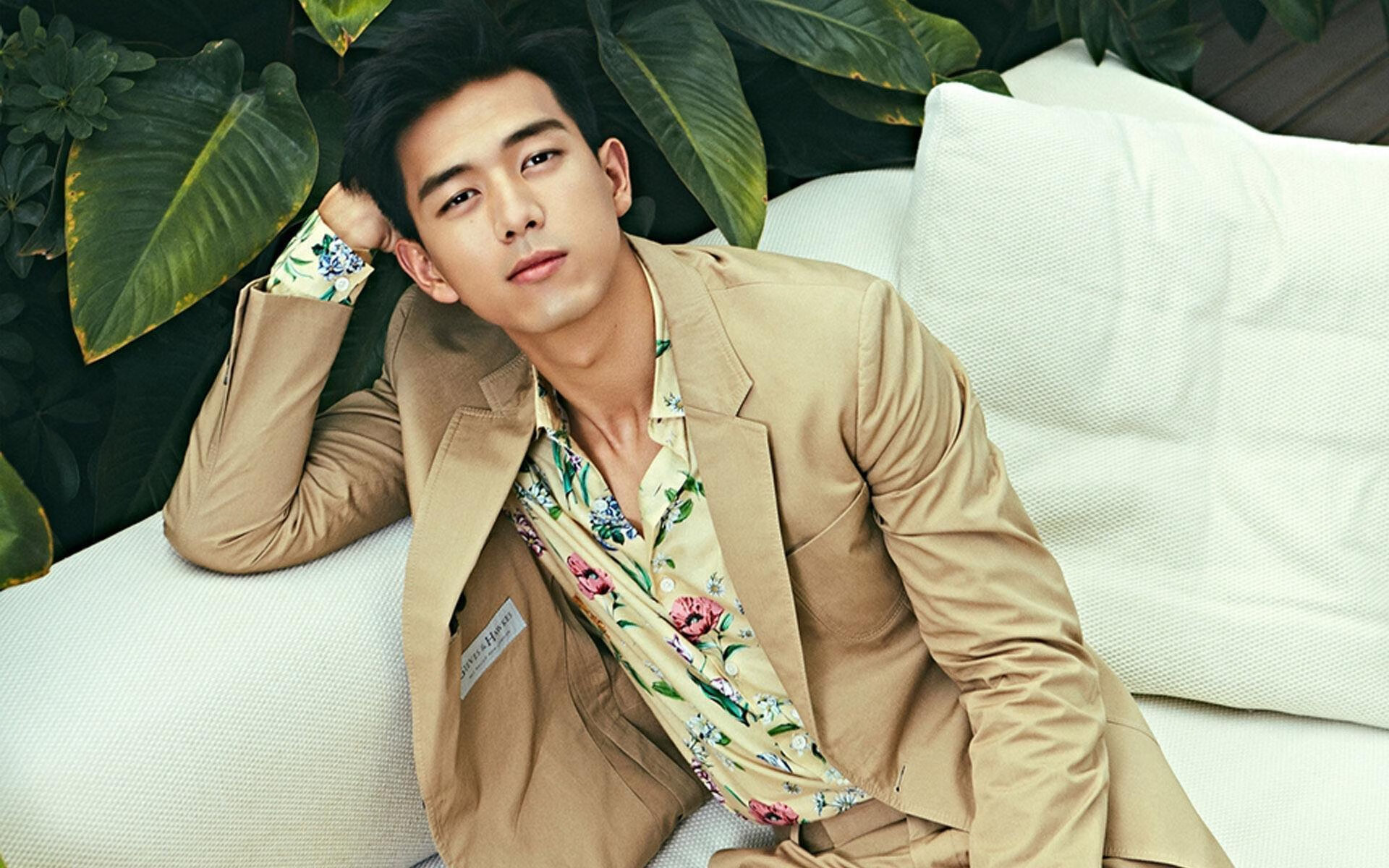 高原红魔与红色帝国，当玻利维亚的狂风席卷老特拉福德，卡塞米罗在两种忠诚间劈开世界