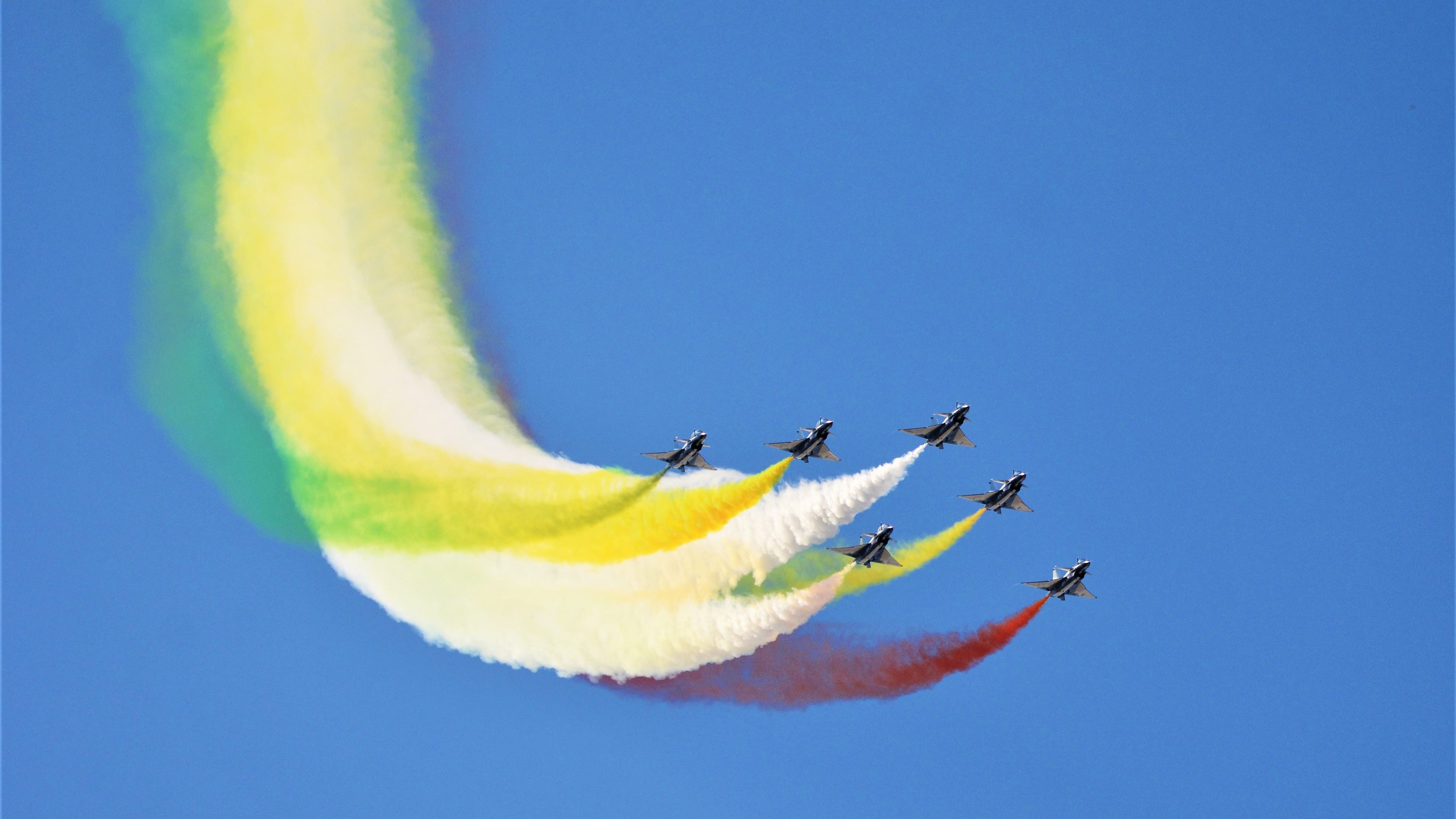 皇马制霸喀麦隆,黄喜灿惊艳四座,当足球全球化写下新注脚