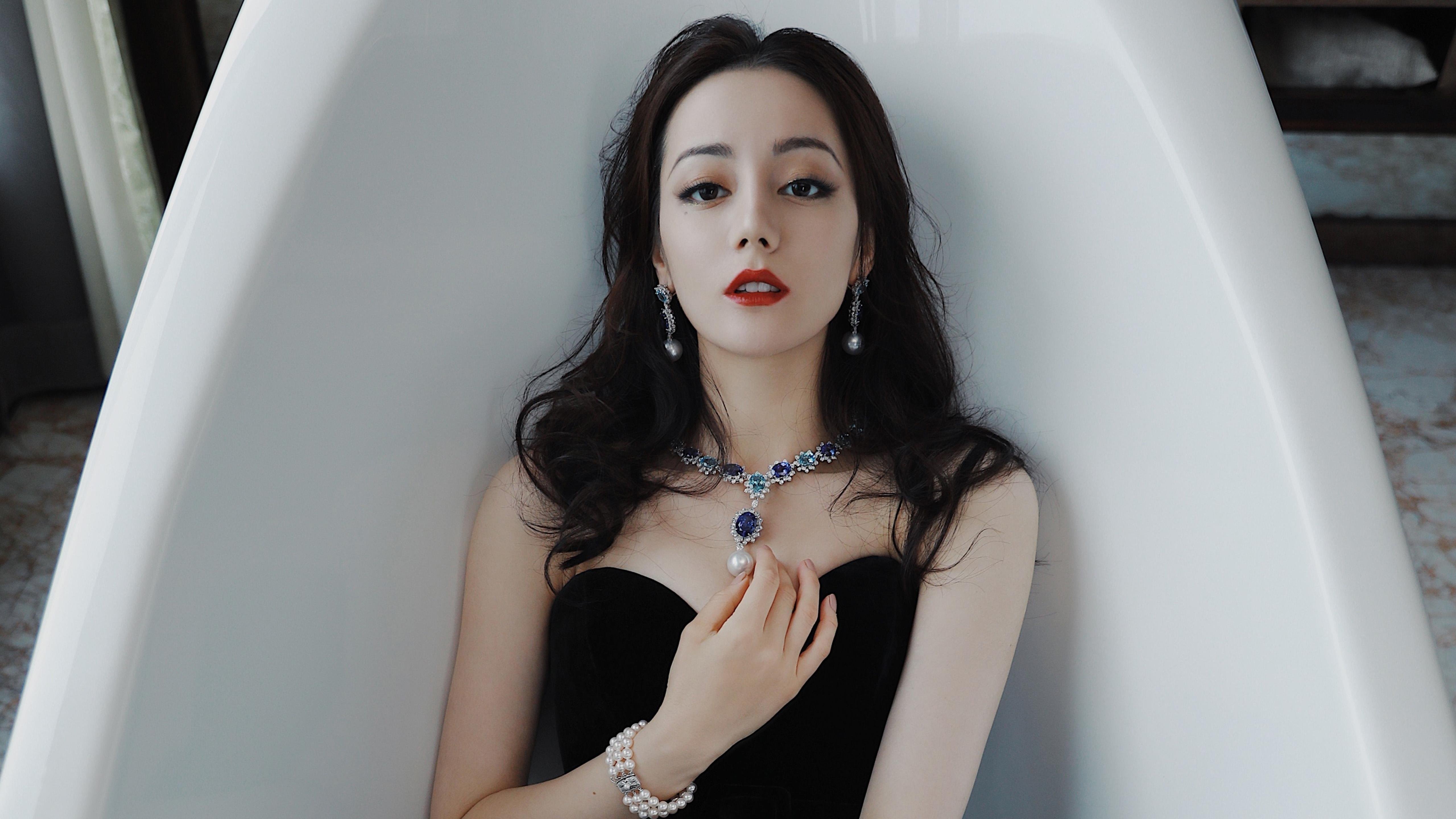 惊艳四座的现代绿茵雕塑家，与鏖战尼斯湾的玛雅雄鹰