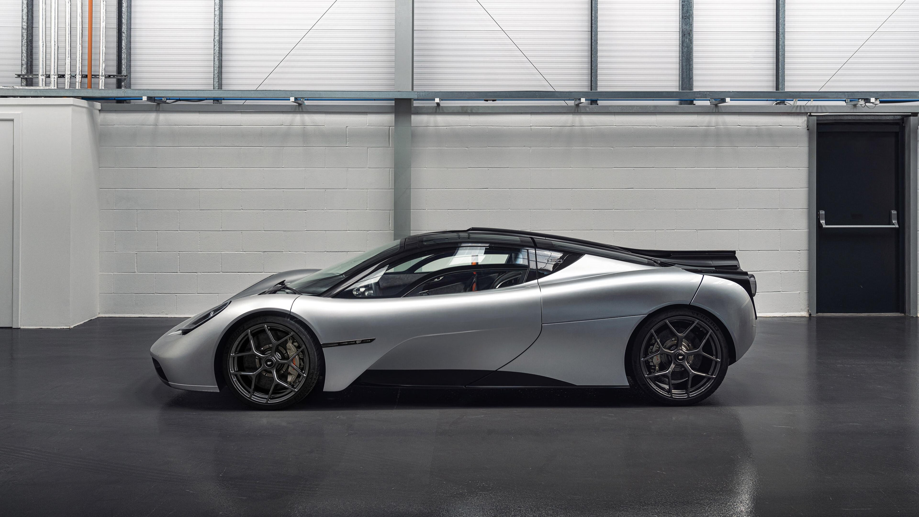 奥亚尔萨瓦尔数据全面爆炸引领西甲狂飙，加纳强势晋级塞维利亚国际杯赛决战